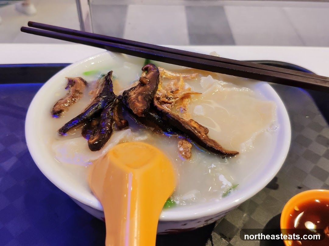 Steamed Pork Bun with Egg