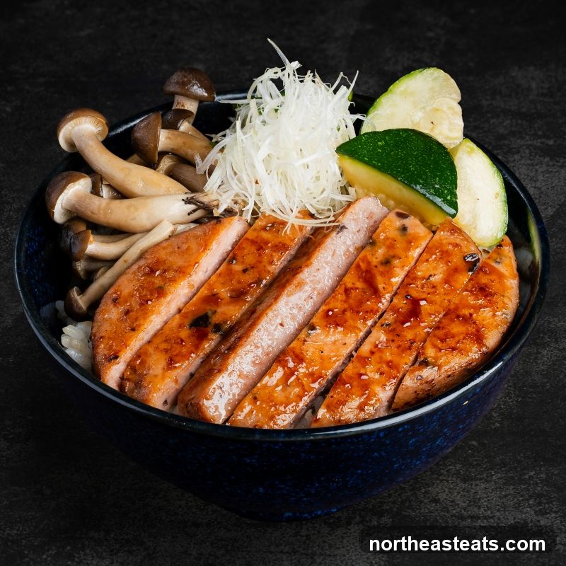 Pork Bowl with Mushrooms and Zucchini