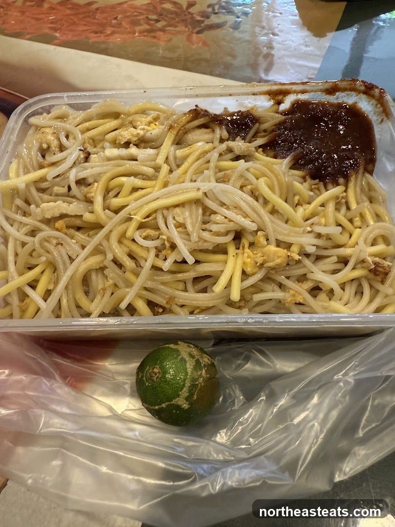 Noodles with Sauce and Lime