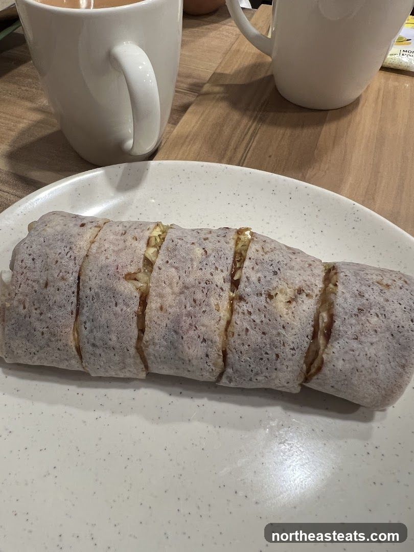 Spring Roll on Plate with Mugs