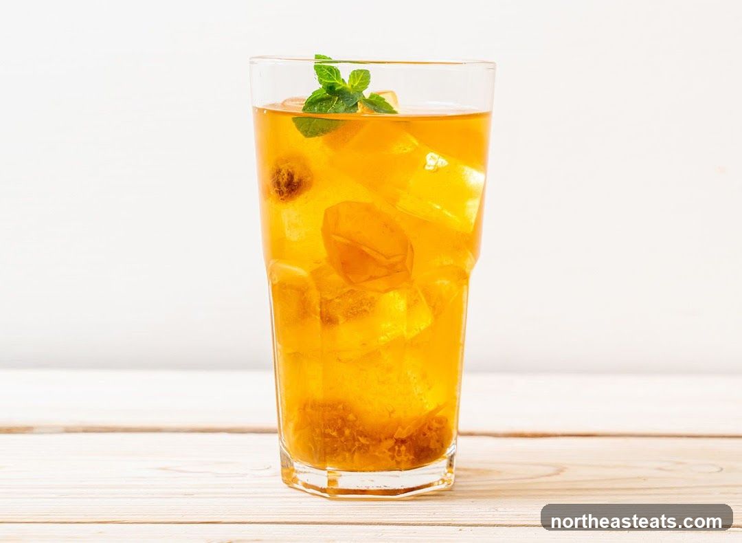 Iced Tea with Fruit and Mint