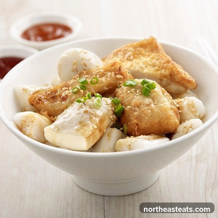 Fried Fish Cake and Tofu with Noodles