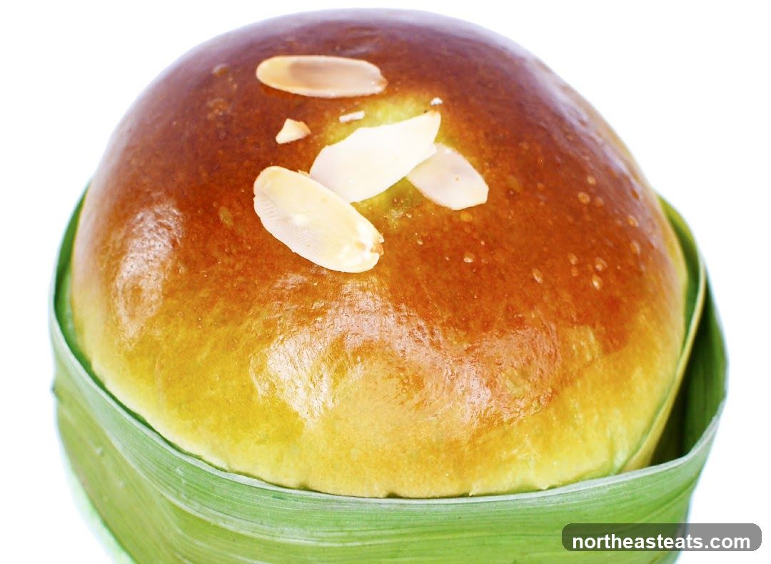 Almond Bun