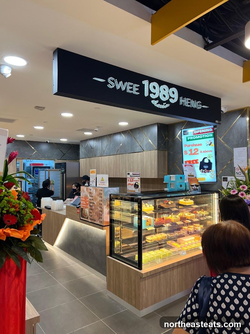 Swee 1989 Heng Bakery Interior