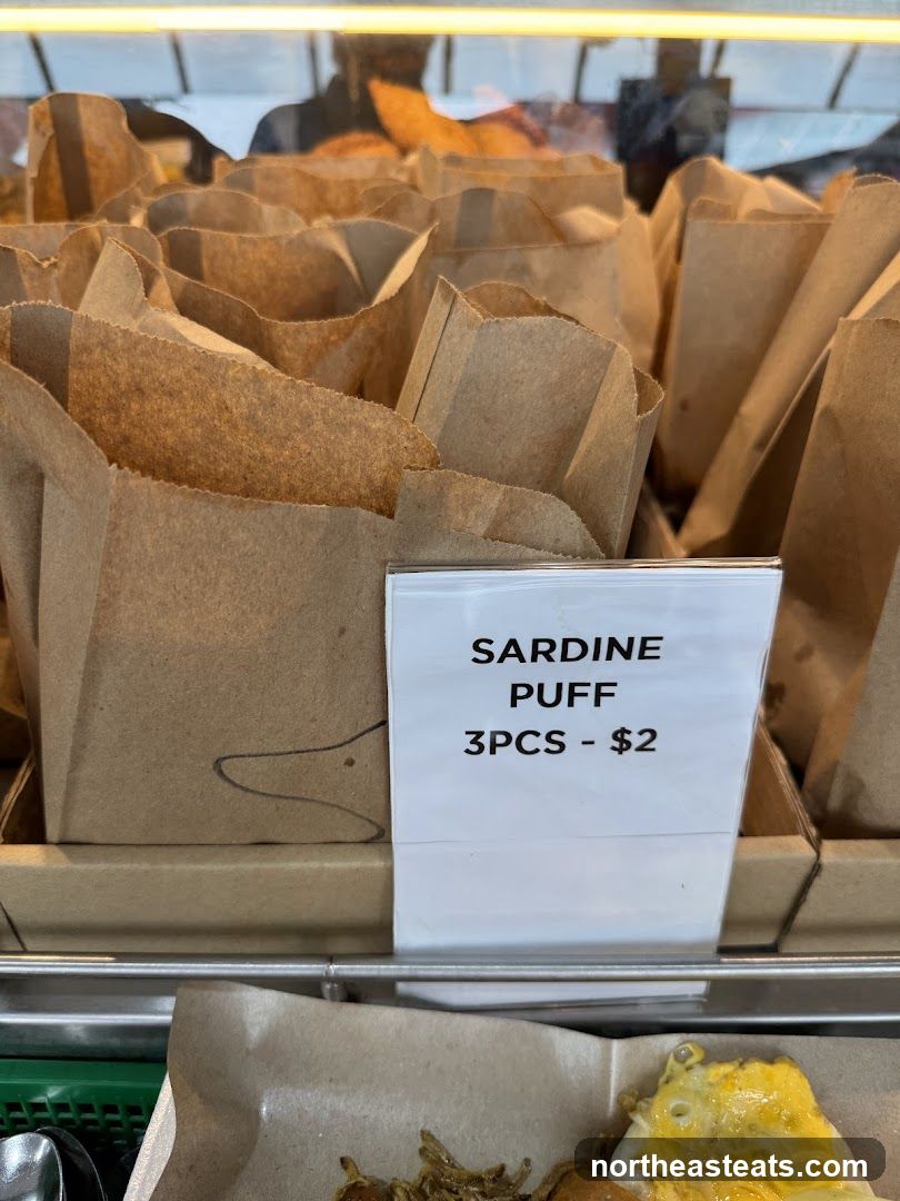 Sardine Puff Display