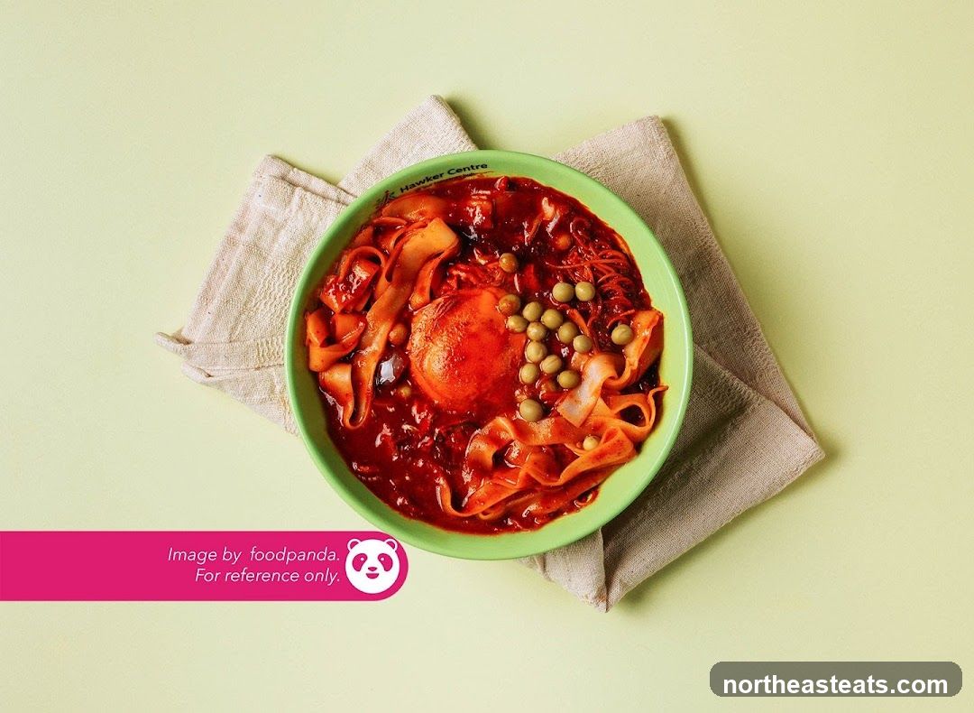 Noodles with Sauce and Egg