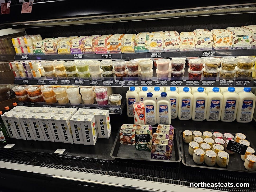 Dairy and Prepared Foods Aisle