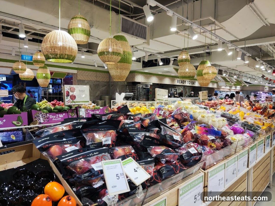 Supermarket Produce Aisle