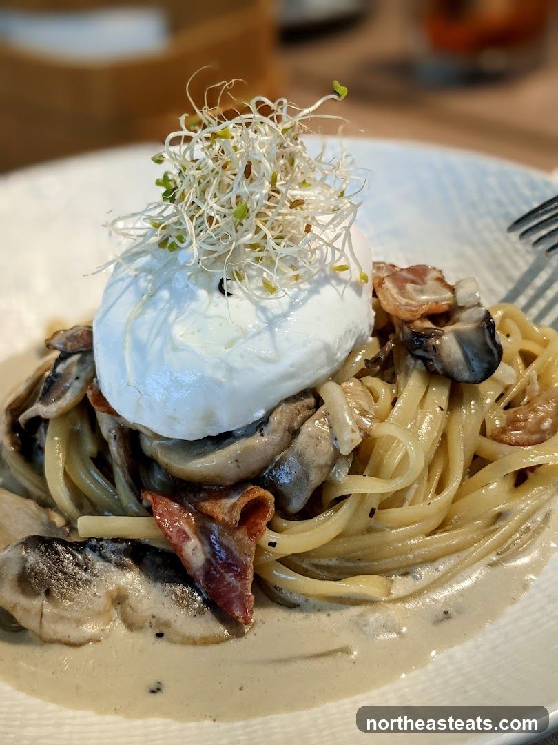 Pasta with Poached Egg and Bacon
