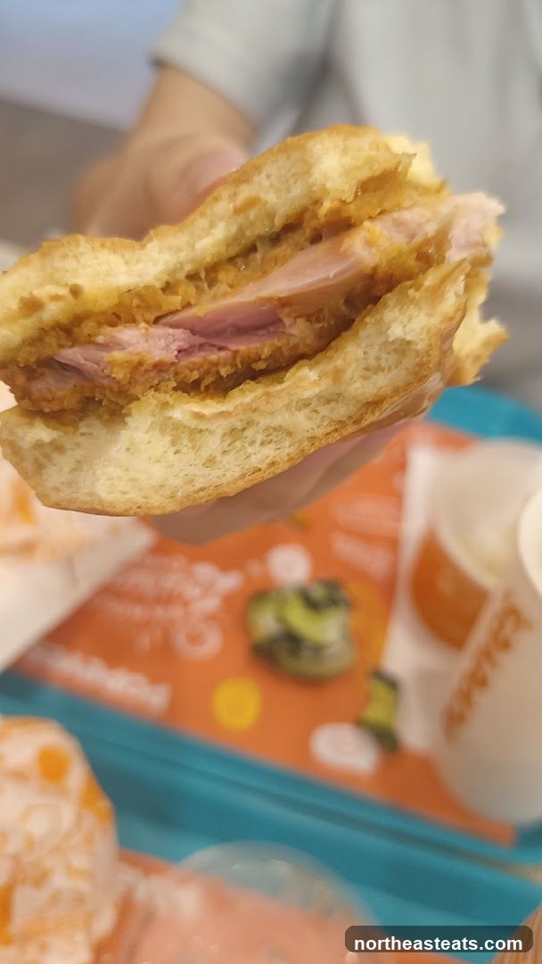 Sandwich with Ham and Fried Chicken