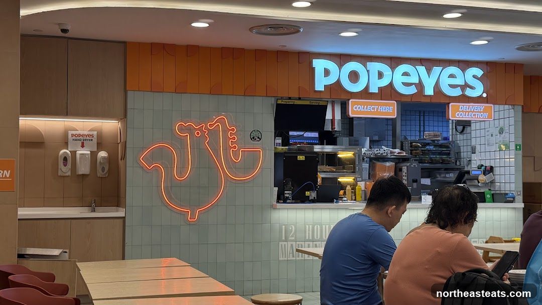 Popeyes Restaurant Interior