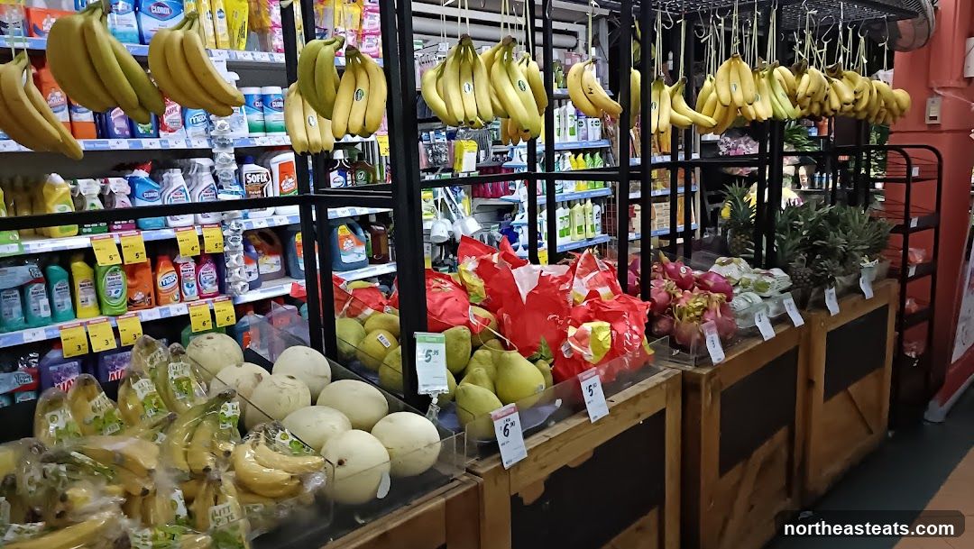 Produce and Cleaning Supplies Aisle