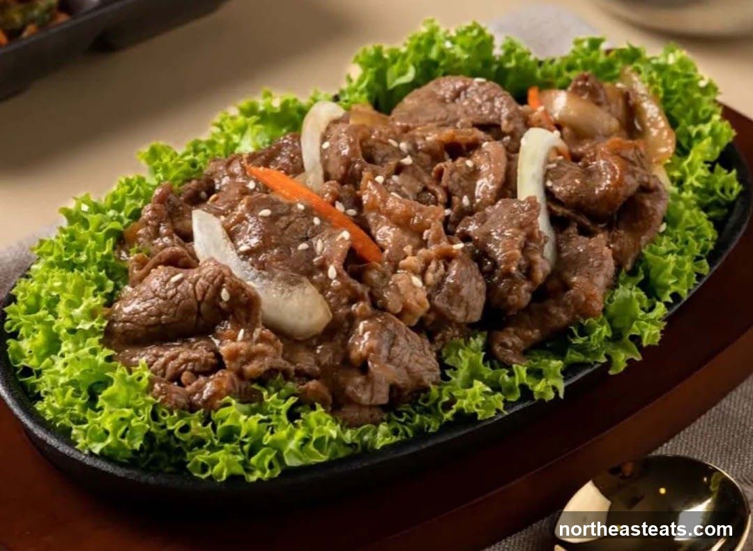 Beef Stir-fry with Lettuce and Onion
