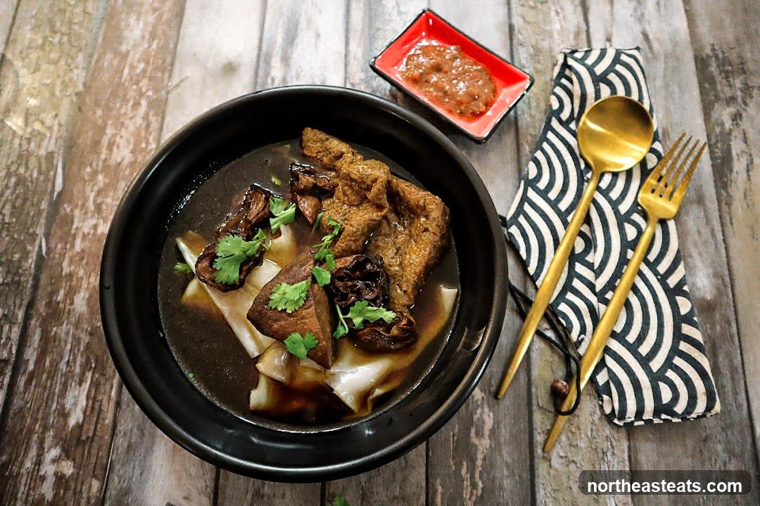 Noodle Soup with Tofu and Mushrooms