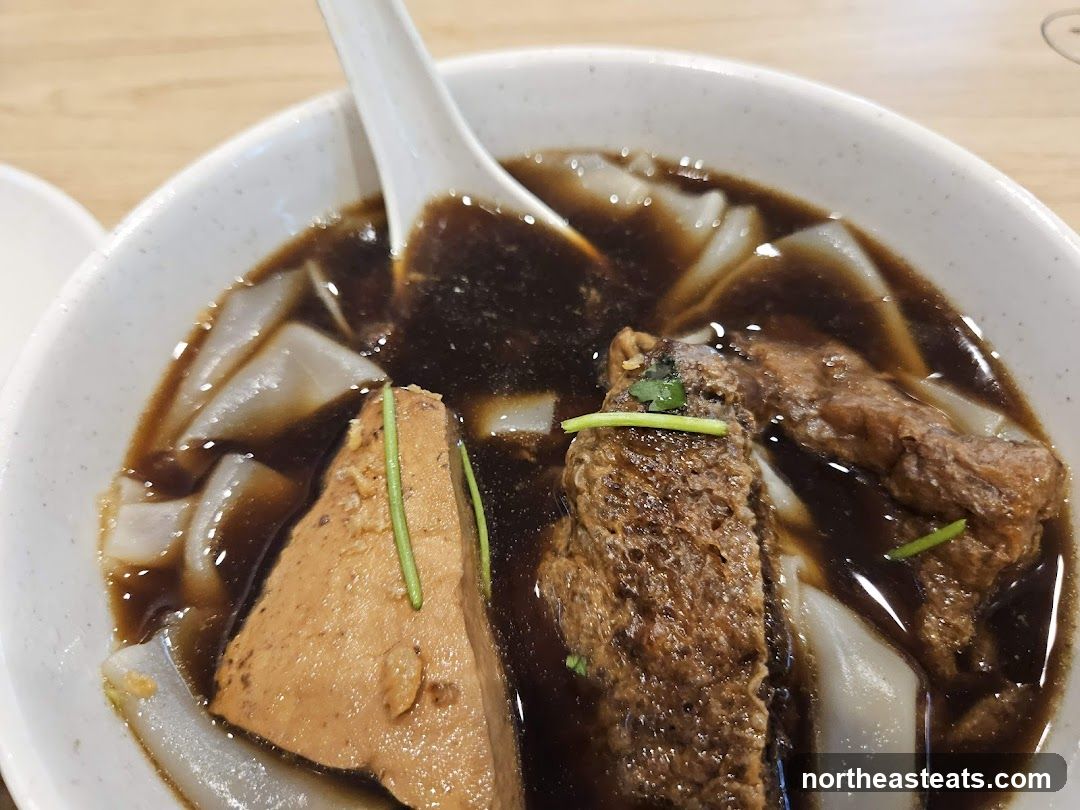 Noodle Soup with Tofu and Meat