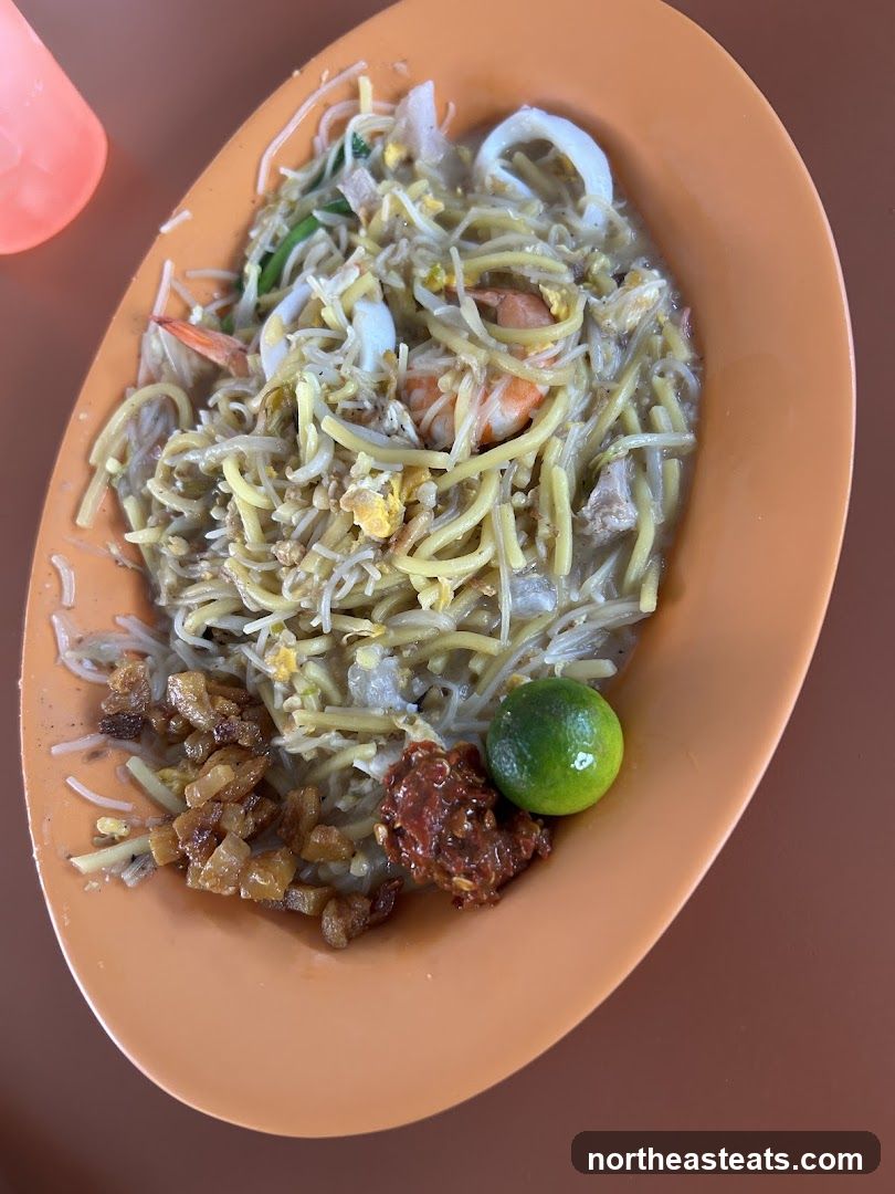 Noodles with Seafood and Lime