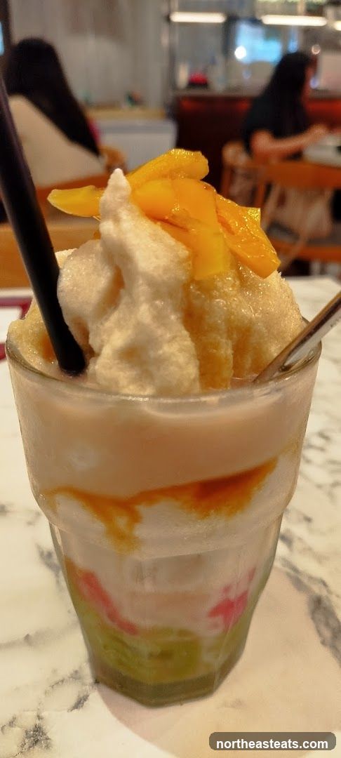 Dessert Drink with Mango