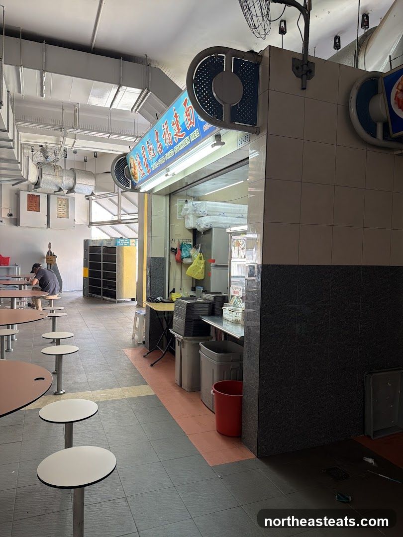 Blue Star Fried Hokkien Mee 藍星馳名福建面 (#02-26)
