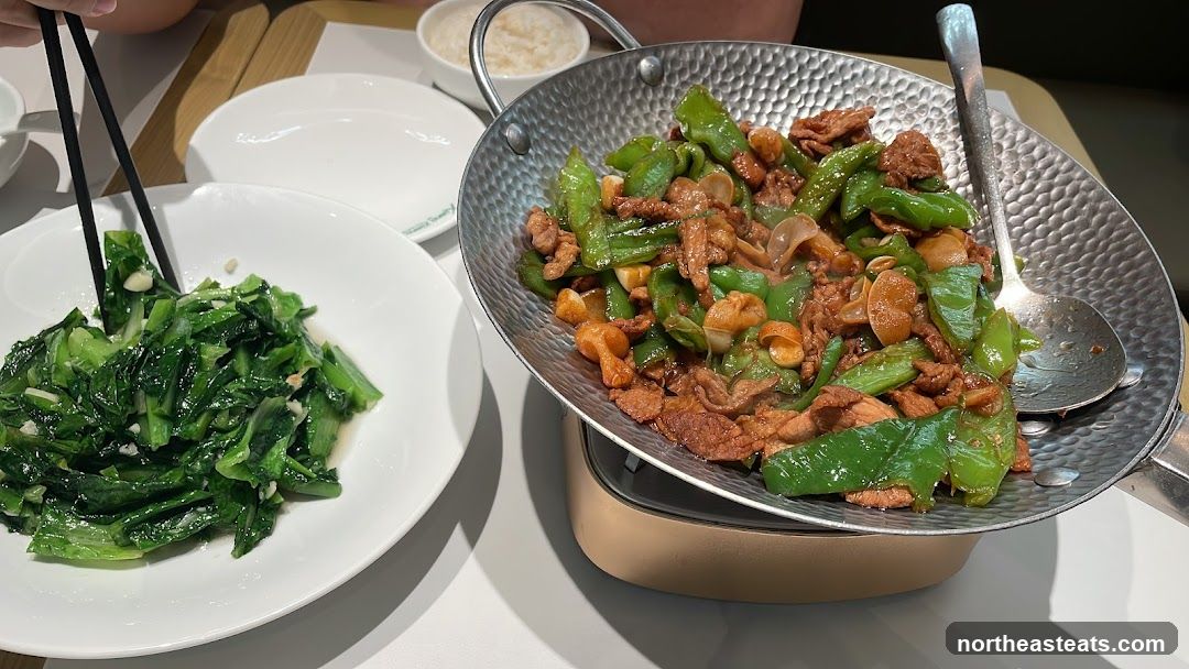 Stir-fried Beef with Green Peppers