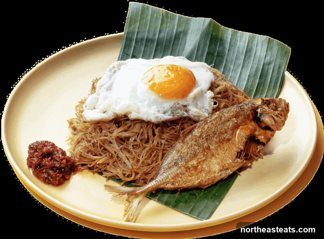 Fried Fish with Noodles and Egg