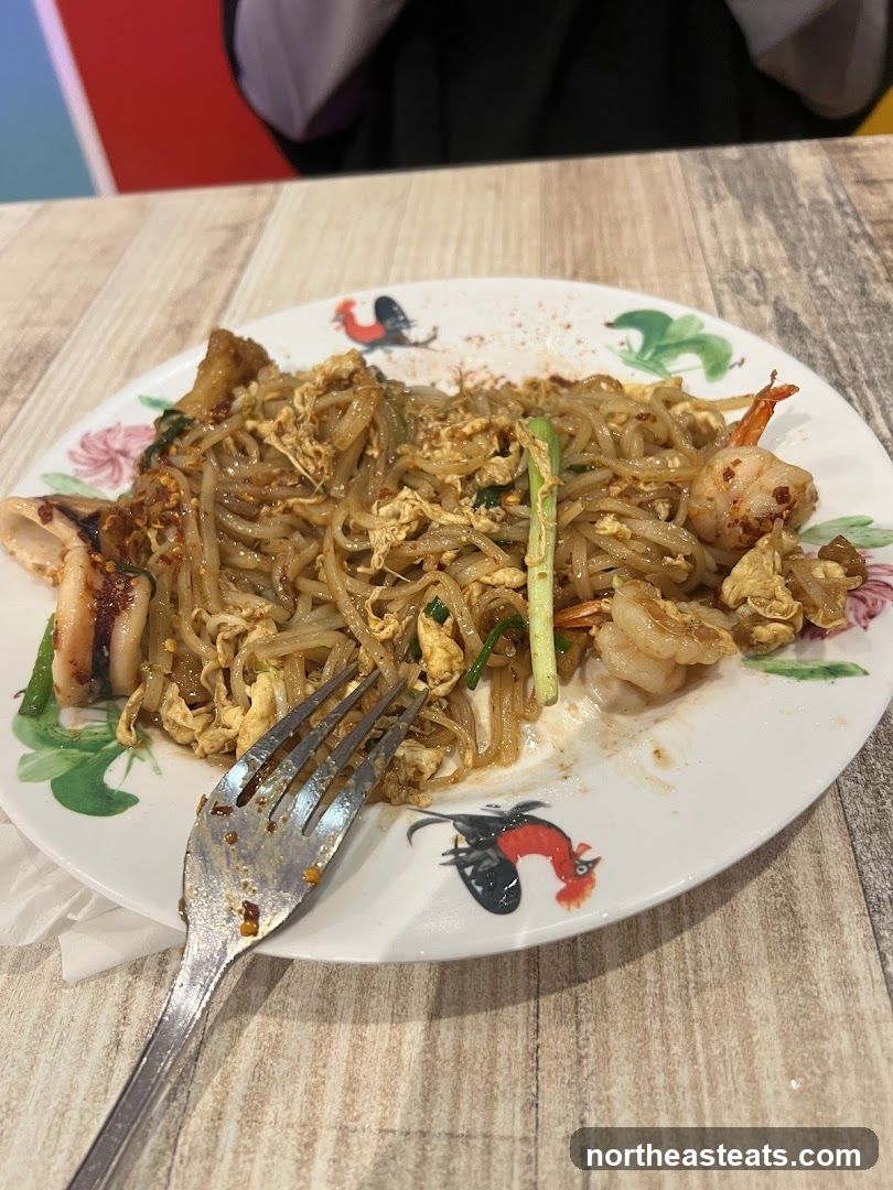 Pad Thai with Seafood