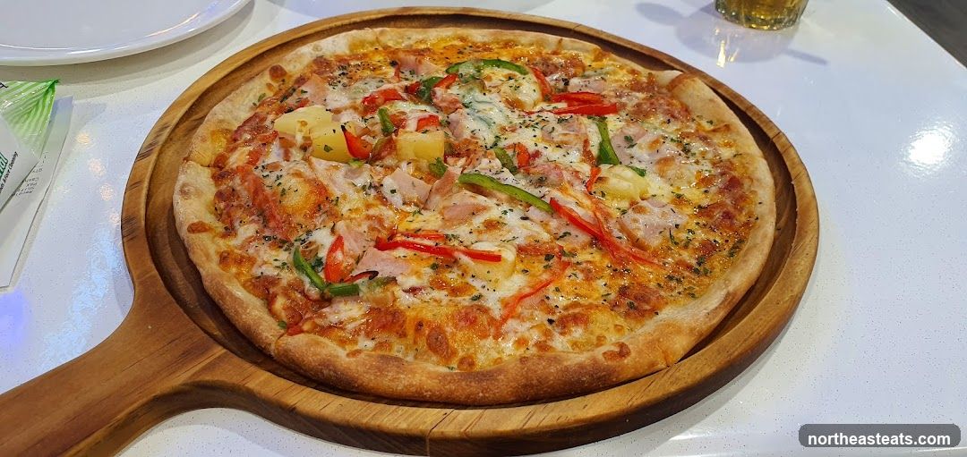 Hawaiian Pizza