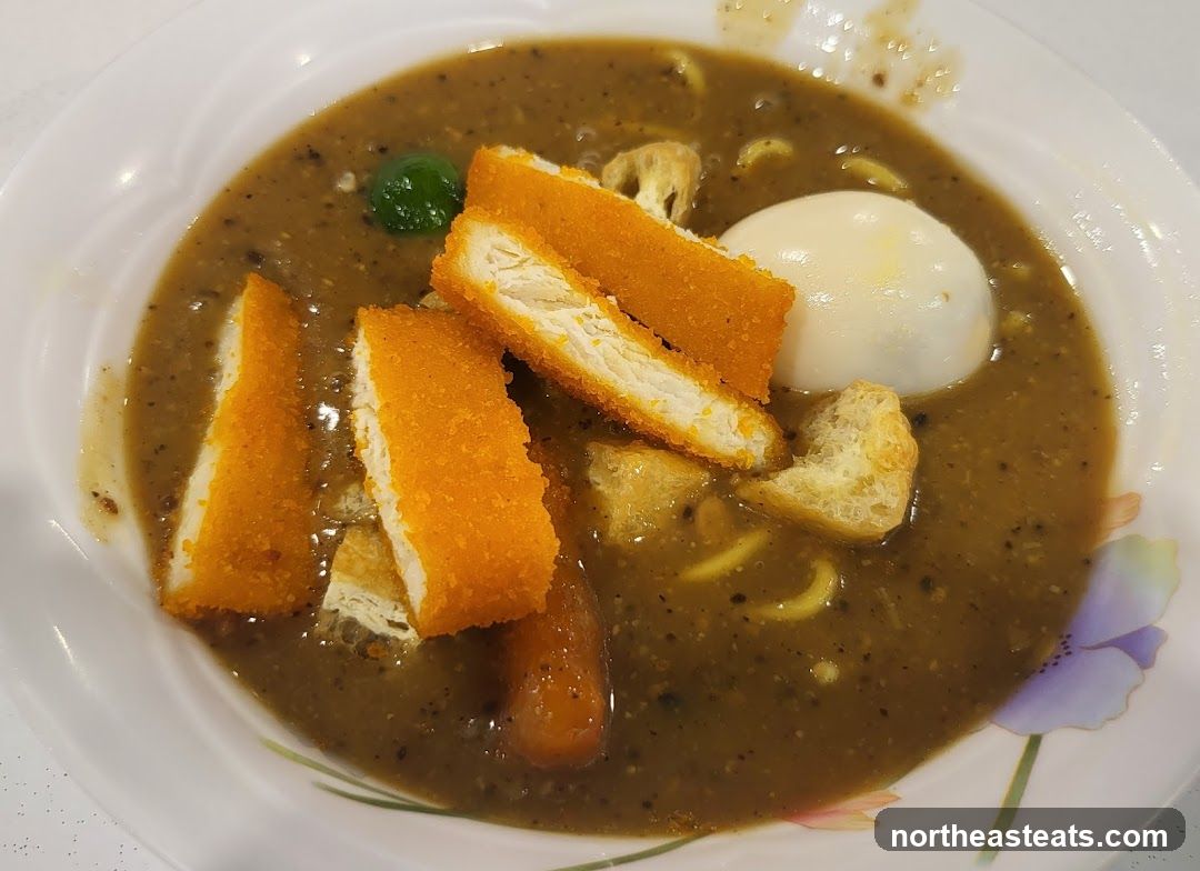Curry Noodles with Fried Chicken and Egg