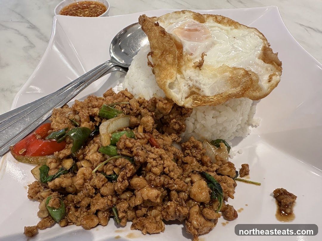 Minced Meat with Basil and Fried Egg