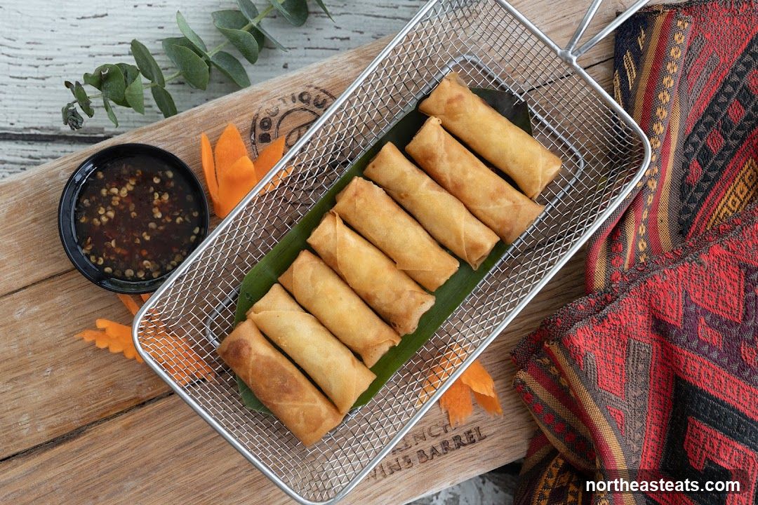 Spring Rolls with Dipping Sauce