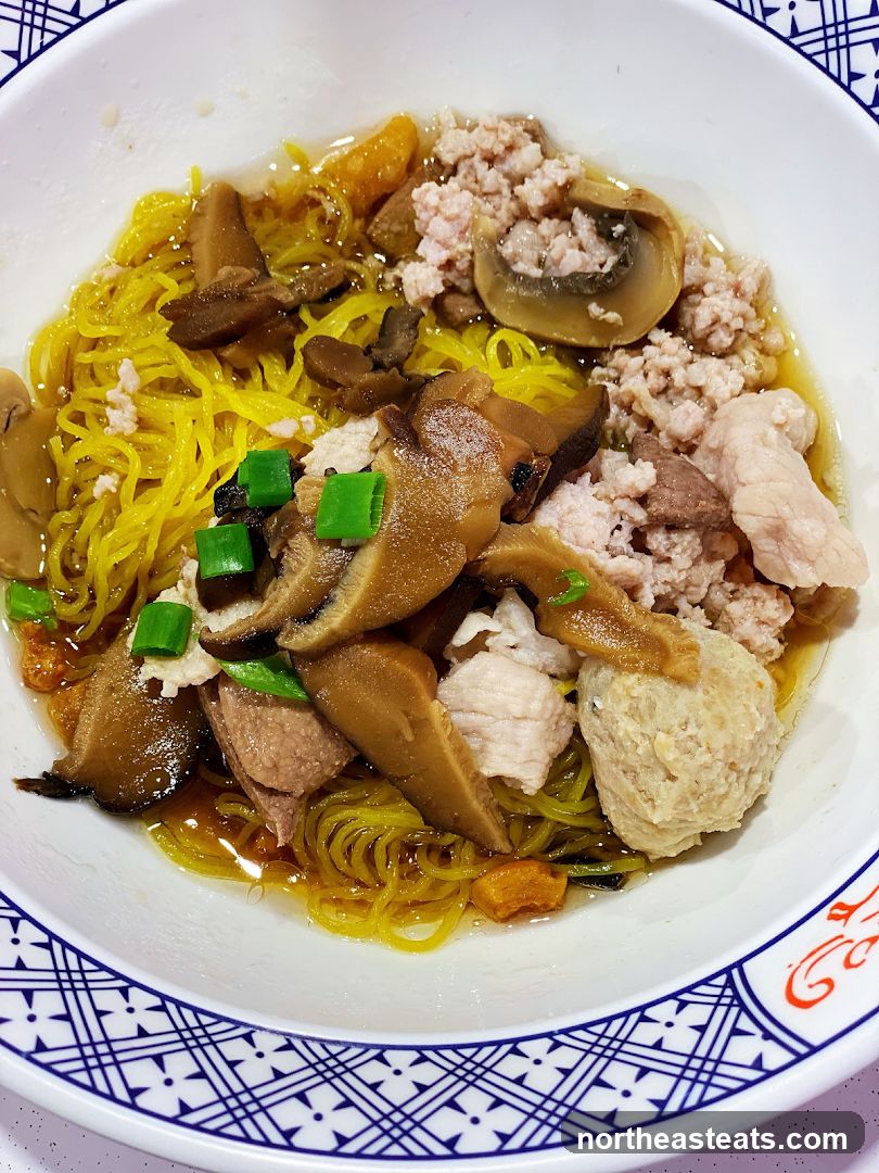 Noodles with Pork and Mushrooms