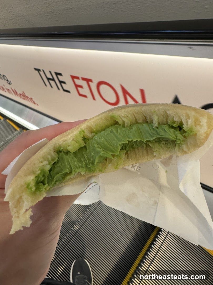 Sandwich with green filling