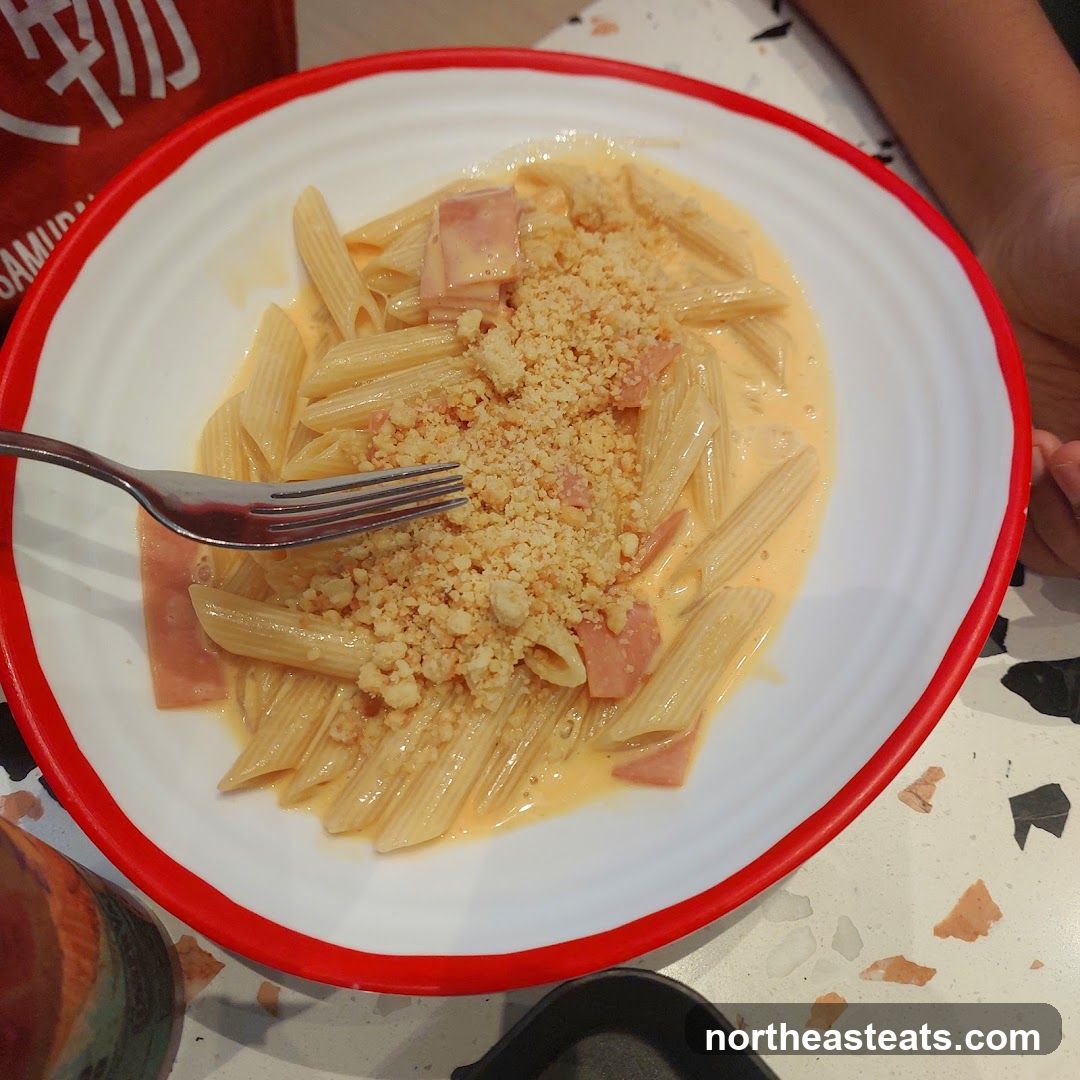 Penne Pasta with Ham and Cream Sauce
