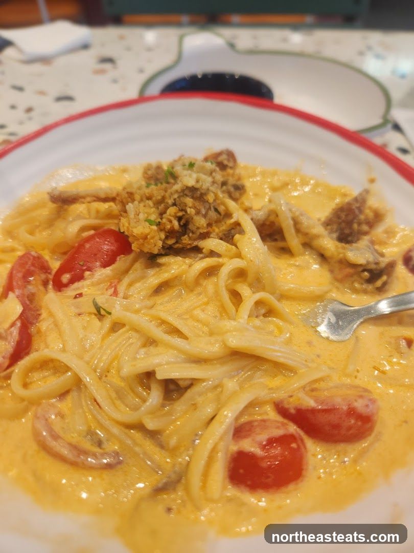 Creamy Pasta with Tomatoes and Topping