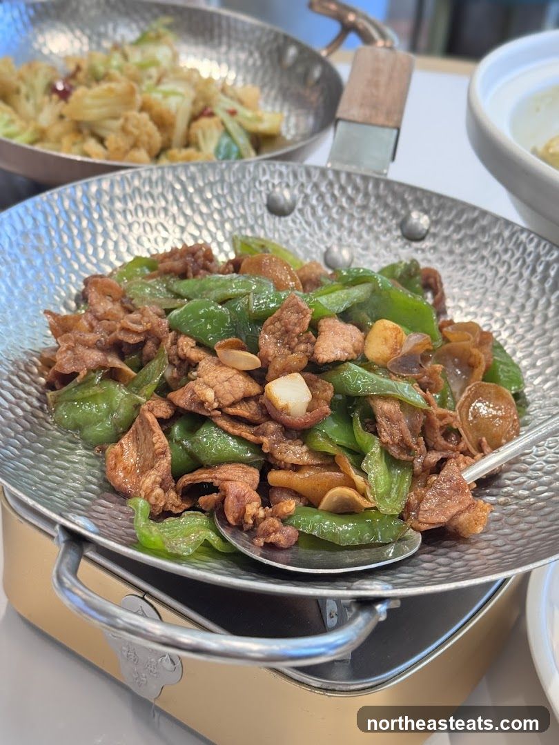 Stir-fried Beef with Green Peppers