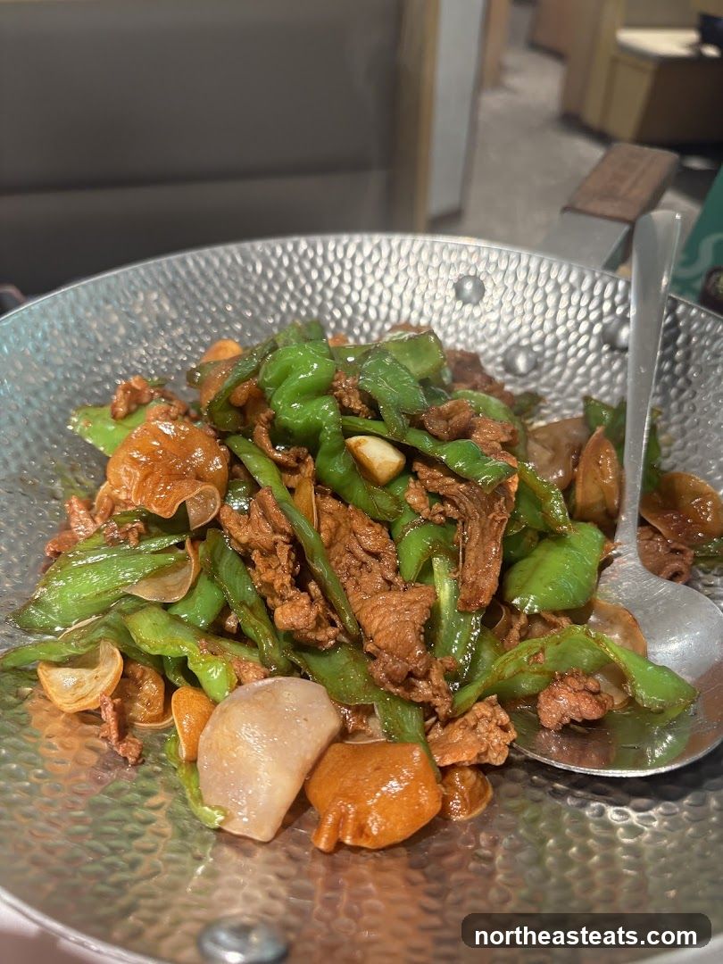 Stir-fried Beef with Green Peppers
