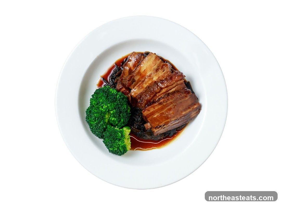 Braised Pork Belly with Broccoli