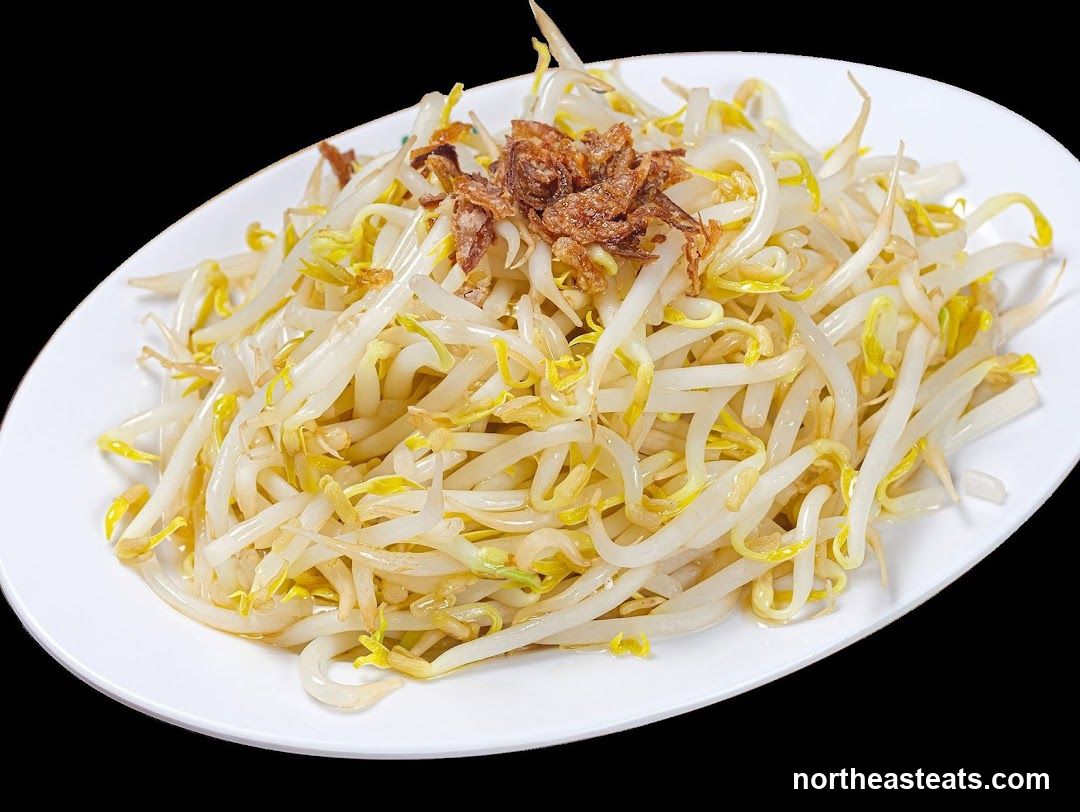 Bean Sprouts with Fried Shallots