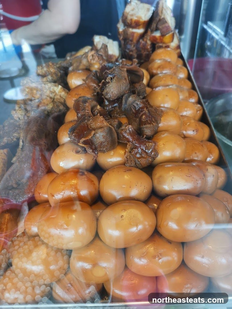 Braised Eggs and Meats