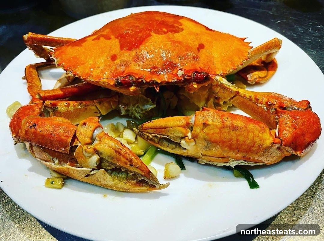 Steamed Crab with Garlic and Scallions