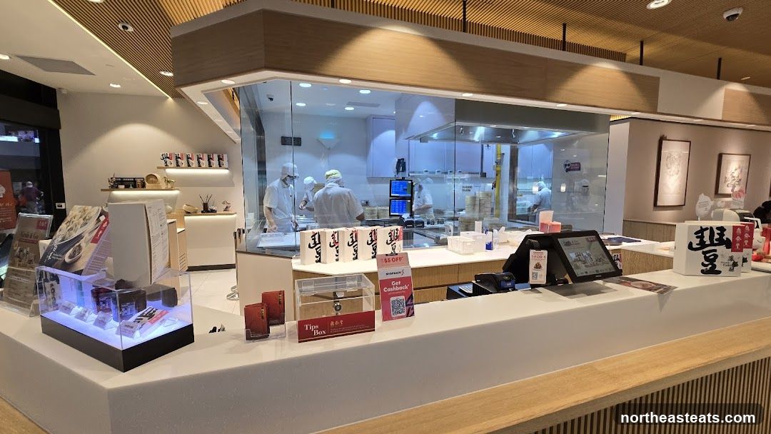 Restaurant Counter with Open Kitchen
