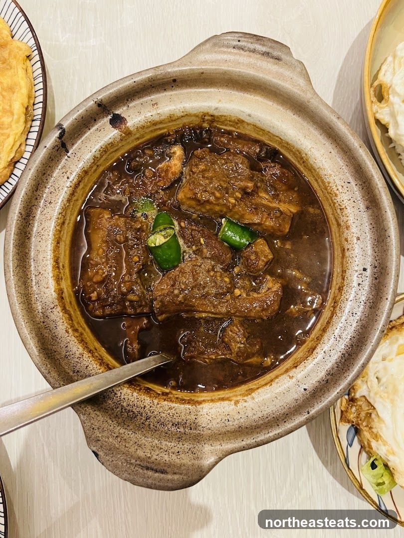 Braised Pork Ribs in Clay Pot