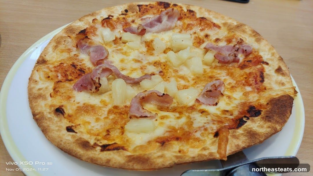 Hawaiian Pizza