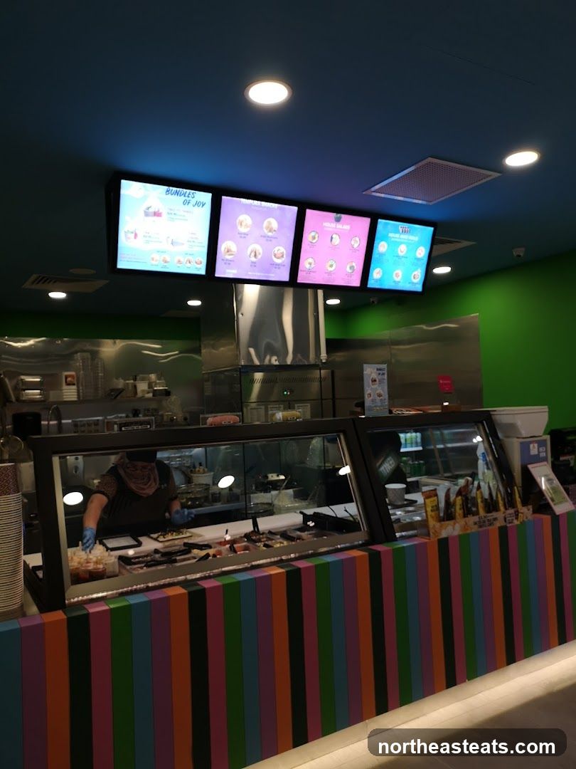 Food counter with digital menus