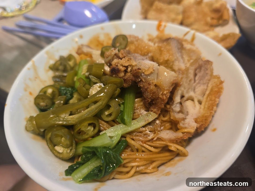 Noodles with Fried Pork and Green Peppers