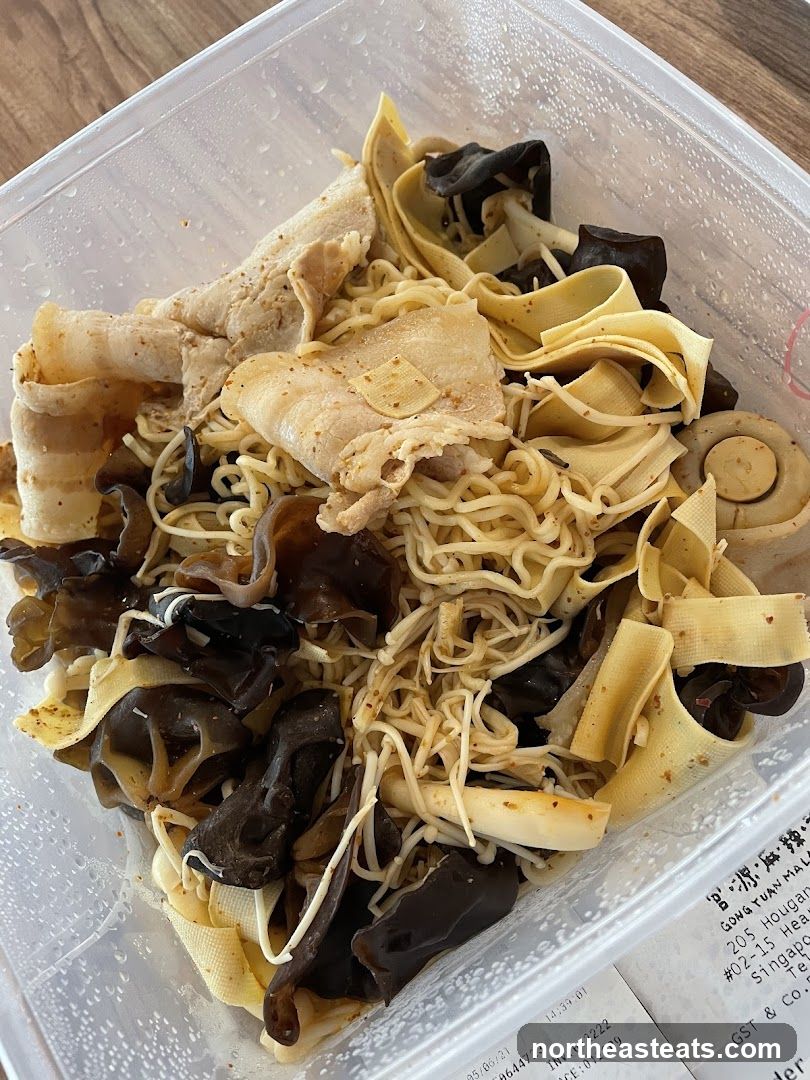 Noodles with Pork and Mushrooms
