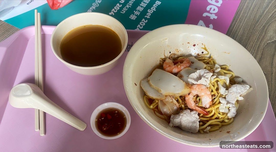 Noodles with Shrimp and Fish Cake