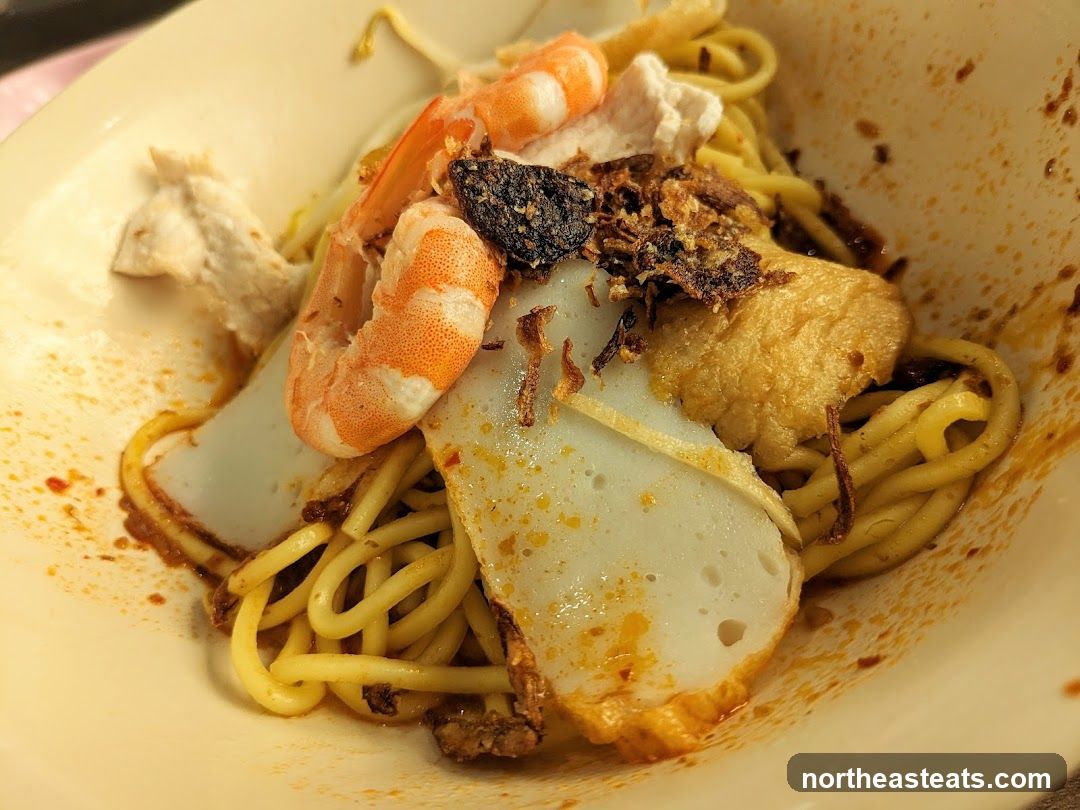 Noodles with Shrimp and Fish Cake