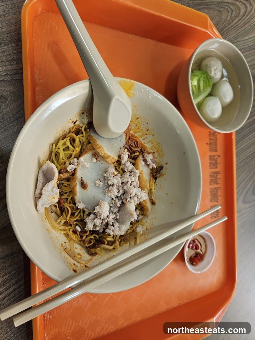 Noodles with Minced Pork and Fish Cakes