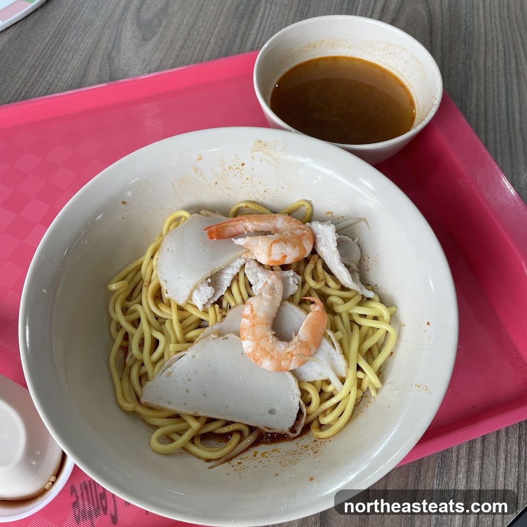 Noodles with Shrimp and Fish Cake