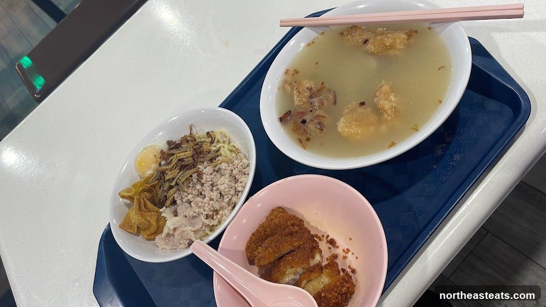 Noodles with Pork and Fried Chicken